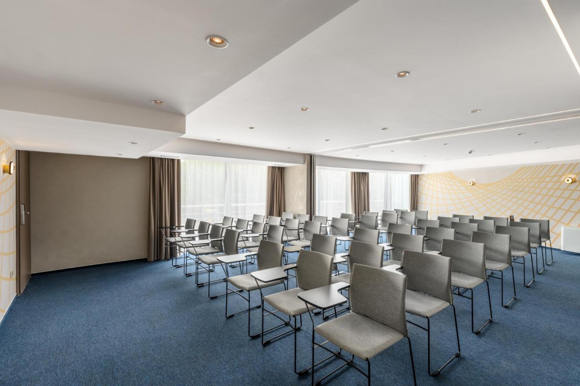 Kenese Bay Garden Resort & Conference Balatonkenese Extérieur photo