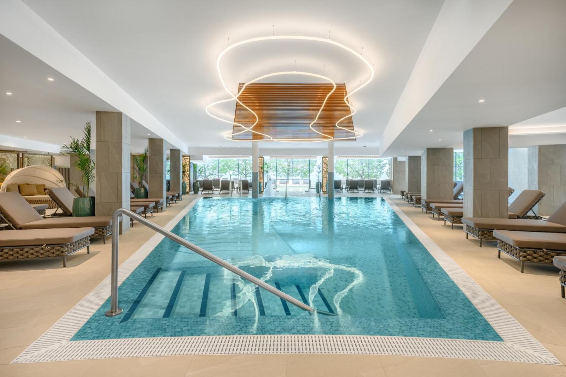 Kenese Bay Garden Resort & Conference Balatonkenese Extérieur photo