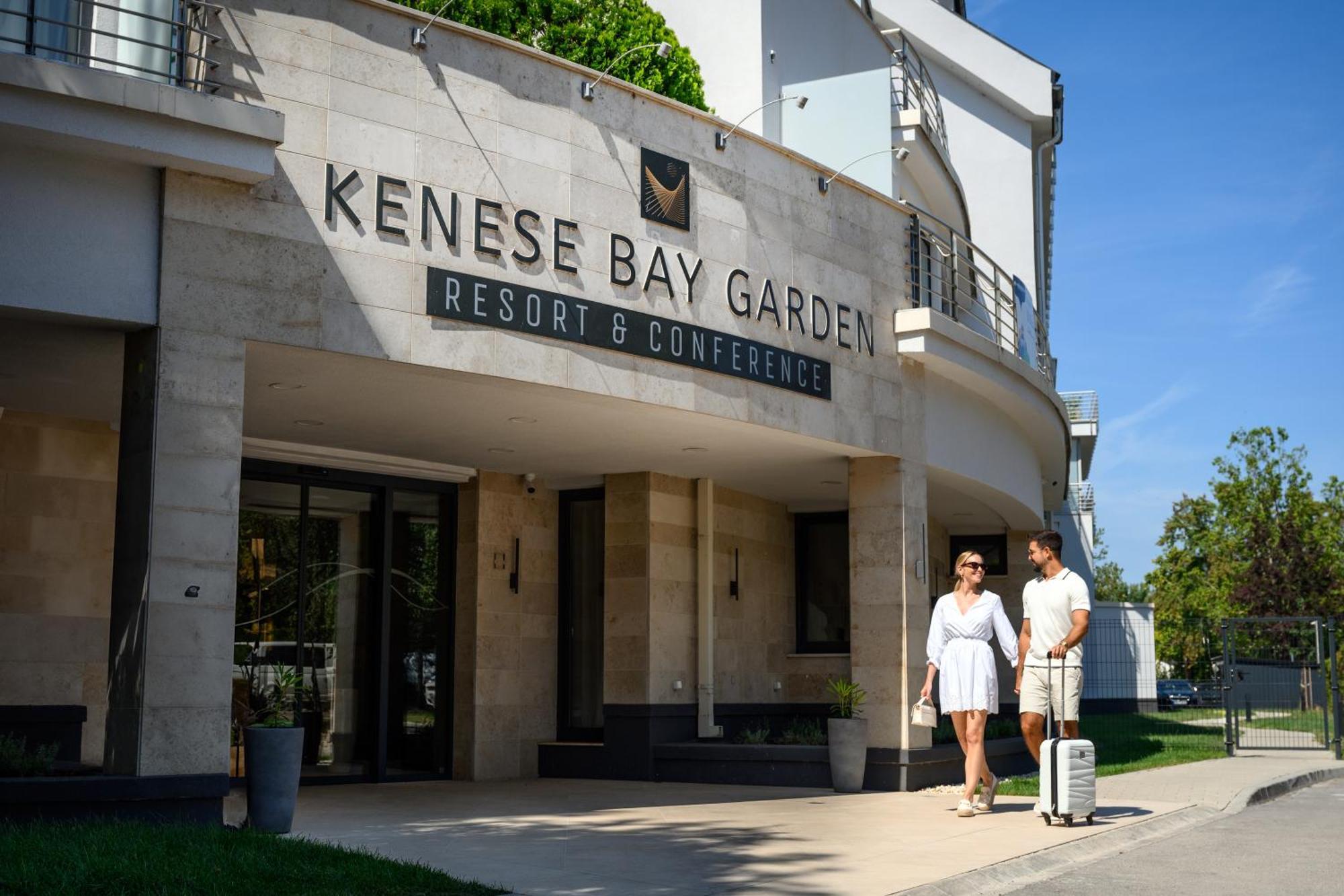 Kenese Bay Garden Resort & Conference Balatonkenese Extérieur photo